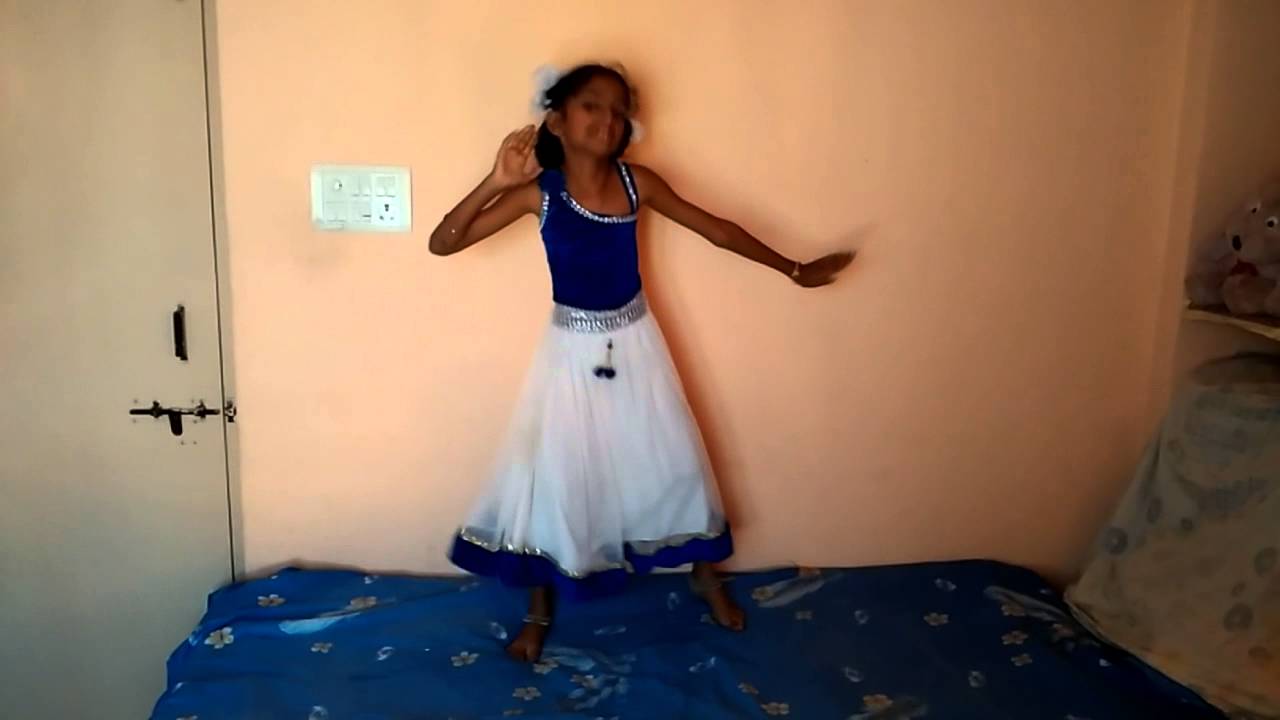 i gonna catch you song dance by bhavya - YouTube