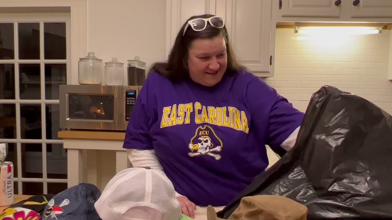 Greensboro NC Goodwill Outlet Bins Haul! Vintage Coach, Tote bags for