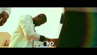 Iba One hommage à notre maman Oumou DiLy.