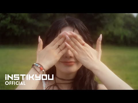 FIFTY FIFTY 피프티피프티 Skittlez Official MV