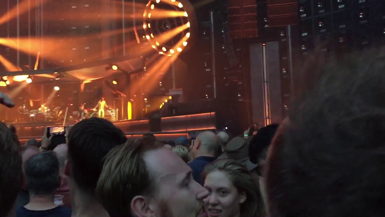 Rammstein Copenhagen 19/6-19 Sonne. - YouTube