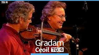 Video thumbnail of "Tommy Peoples & Paul Brady | Gradam Ceoil TG4 1998 | TG4 Music Awards | Gaillimh 1998"