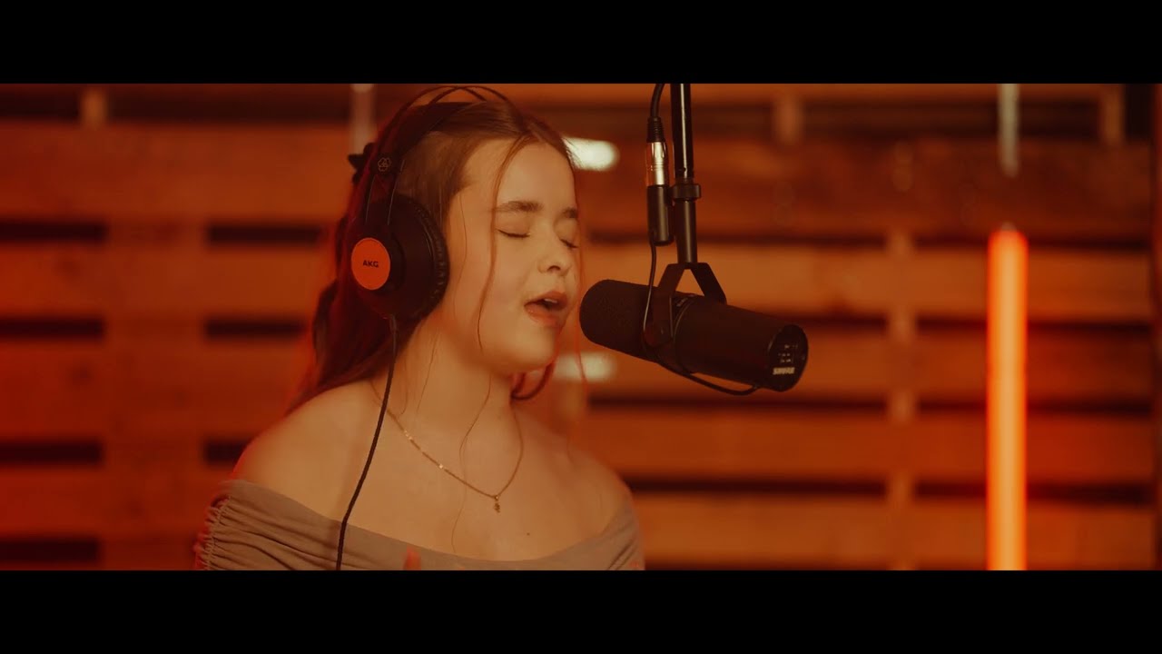 Nevaeh - Cover of Creep - Radiohead - Live Lounge