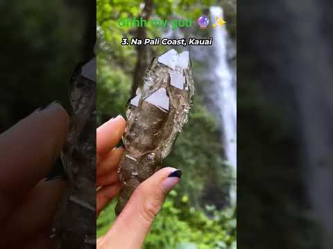 crystal clear crystal 🔮✨