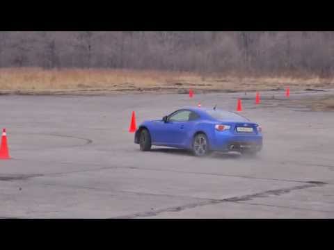 Drift. Subaru BRZ drifting. Stock Toyota GT86 and Scion FRS drift practice.