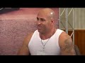 PÂNICO TROLLAGENS: SÓSIAS DE VIN DIESEL ENTREVISTAM UM AO OUTRO