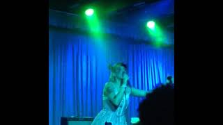Melanie Martinez - 11 24 2014 | Cake (Live)
