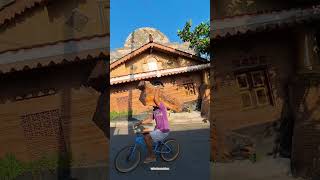 Rumah Miring Di Sentolo