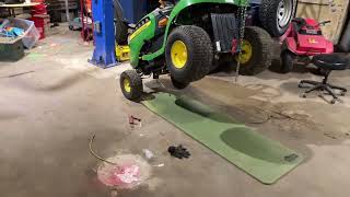 JOHN DEERE D105 TRANSMISSION FIXED WITH NO SPECIAL TOOLS (ZIPTIES AND INGENUITY)