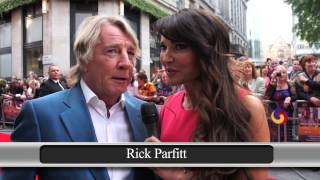 Lizzie Cundy Meets Status Quo At The World Premier Of Bula Quo