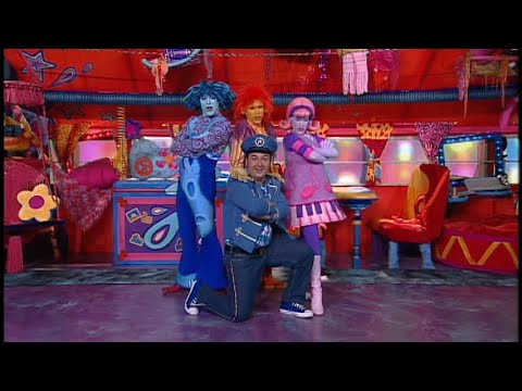 The Doodlebops - Get On The Bus (Song) (Season 1)