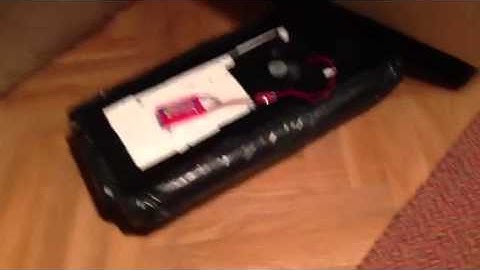 Basic Hovercraft - RC - Twin 12V CPU Fan with 11.1V LiPo & bin liner for skirt