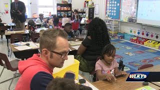Kentucky house lawmakers pass bill that would give a hybrid pension plan to new teachers
