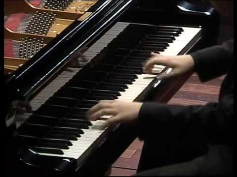 Bruno Vlahek plays Scarlatti (K209, K32 & K427)