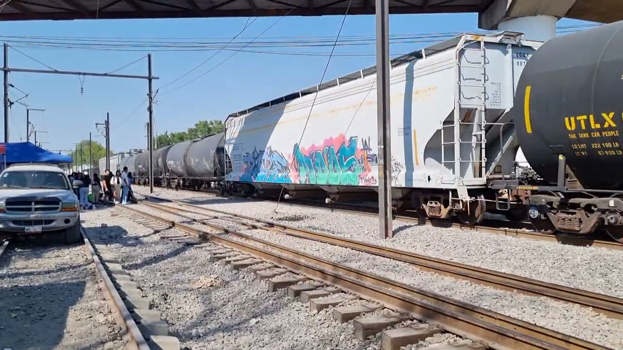 CPKC 8838 9777 CPKC 4110 M-290 MMYMX MERCANTIL MONTERREY MÉXICO AL SUR CON SALUDO DEL MAQUINISTA 