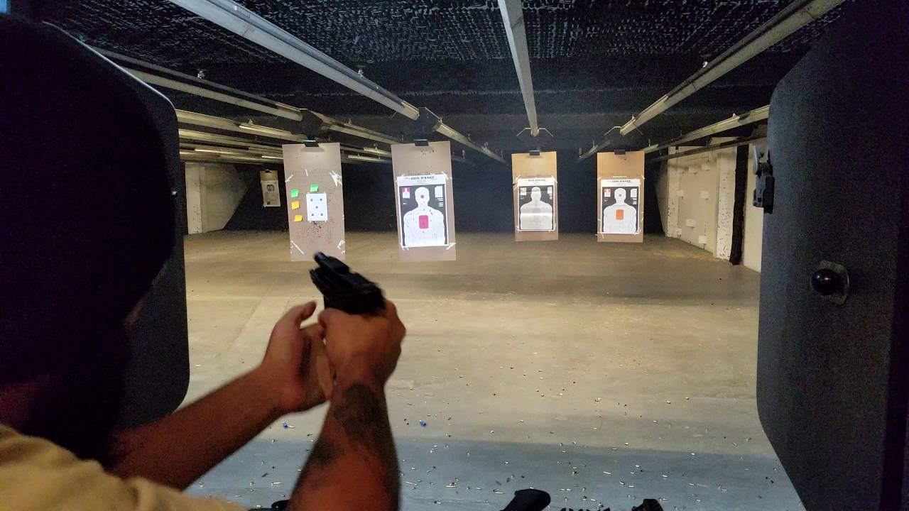 Springfield xd40 sub compact at 10 yards - YouTube