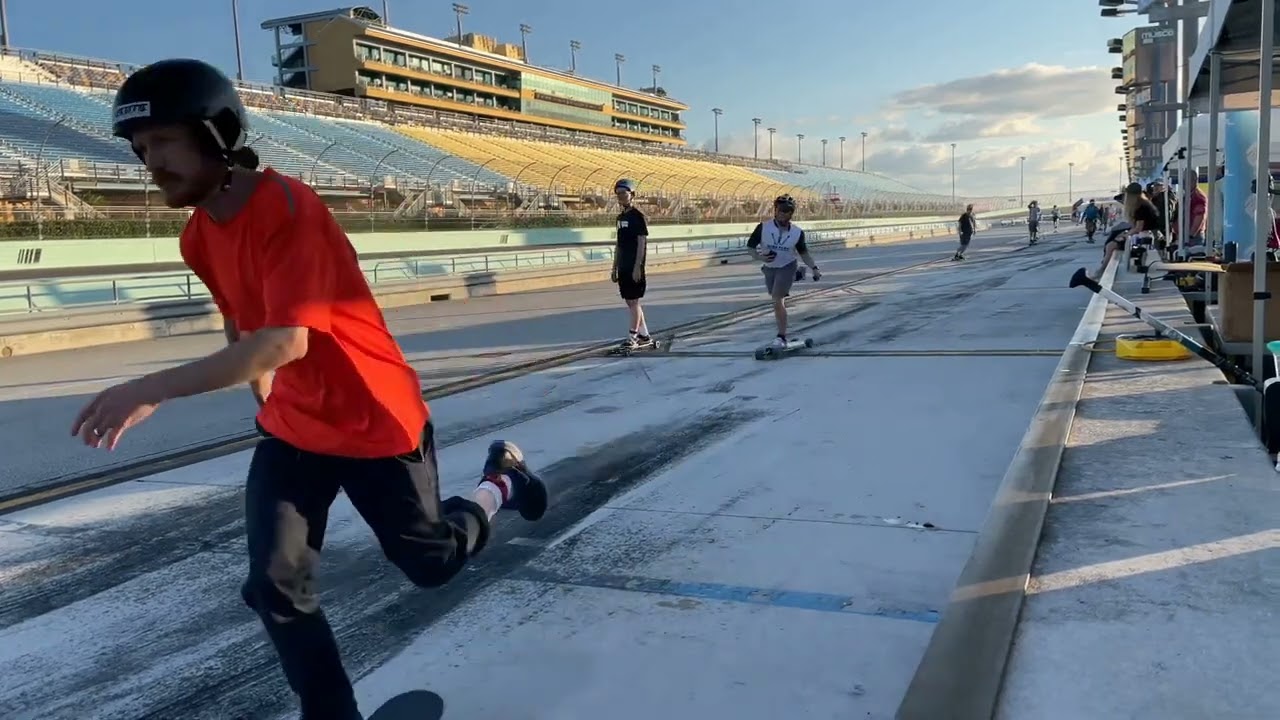 Miami Ultraskate 2024 Lap 1 at the Pit Road