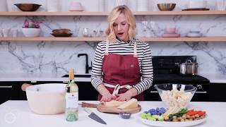 How to Make Cheese Fondue and Host a Fondue Party! How to Make Cheese Fondue and Host a Fondue Party!