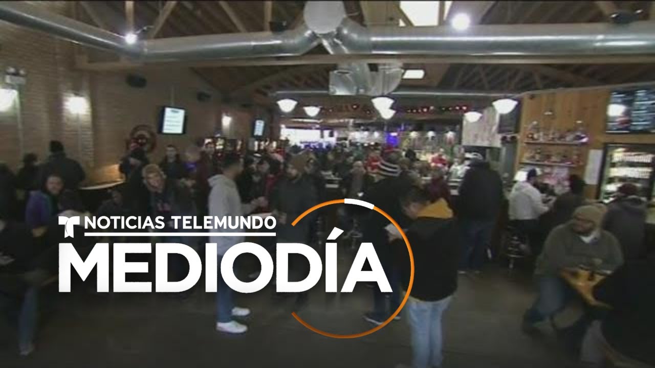 Largas filas para comprar marihuana recreacional de manera legal en Illinois | Noticias Telemundo