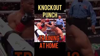 KNOCKOUT PUNCH HIT. #mma #ufc #boxing #shorts #youtubeshorts #youtube #ytshorts #motivation #yt