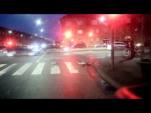 Video: Hvad er den kraft, der stopper en cyklist fra at skride?