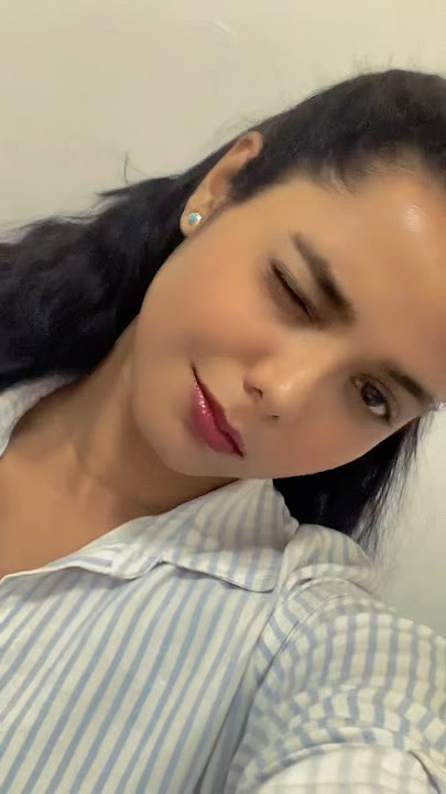 Love this trend 🥹🖤🩵 #fashion #modeling #tiktok #trendingshorts #srilanka