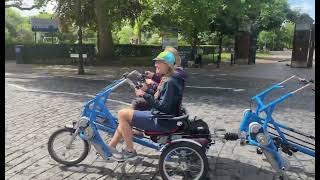 : Cycle Taxi: Ride side by side