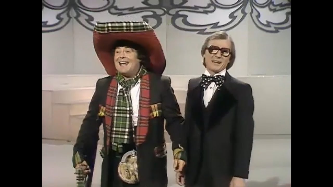 Little and Large  - Pilot Episode  (1st May 1978)