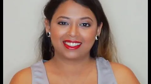 Soft Makeup Red Lips