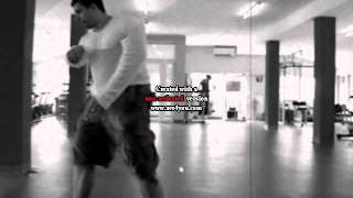 breakdance vs opera(diva dance).avi