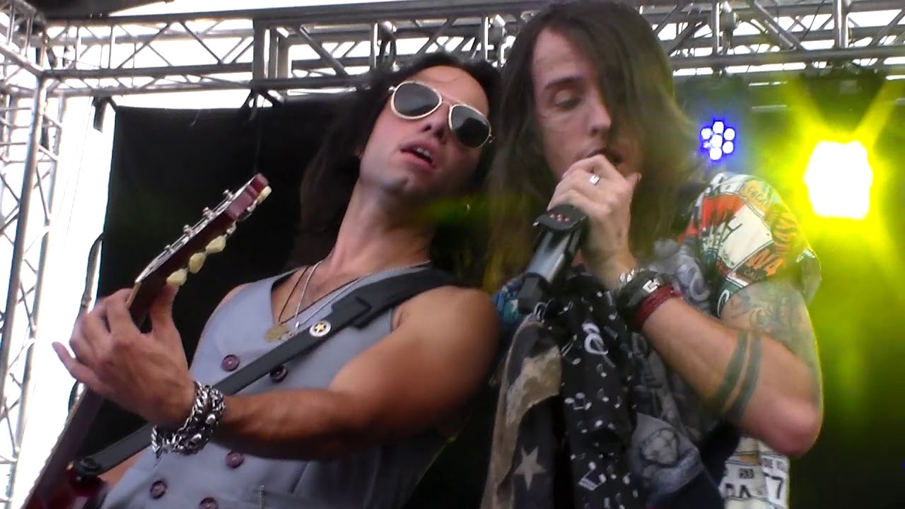 Redline Drive Live in HOUSTON TX - Scream, Cowgirl Up