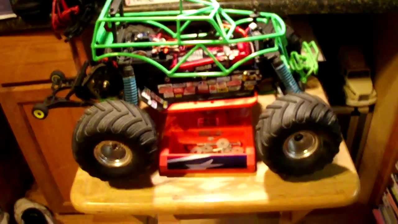 1 10 scale grave digger rc truck