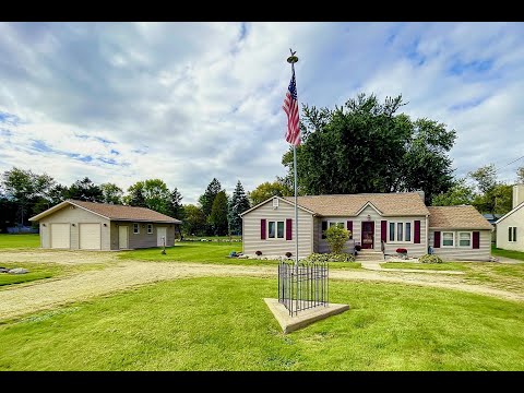 2801 Shorewood Dr, McHenry, IL home video tour