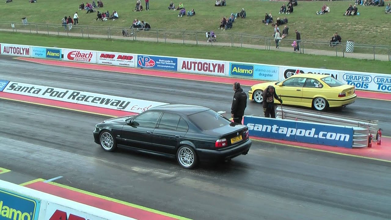 BMW e36 325i vs e39 M5 Santa Pod 16/09/2012 BMW Show