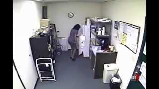 Safada Bota Leite Do Peito Pras Amigas Tomarem