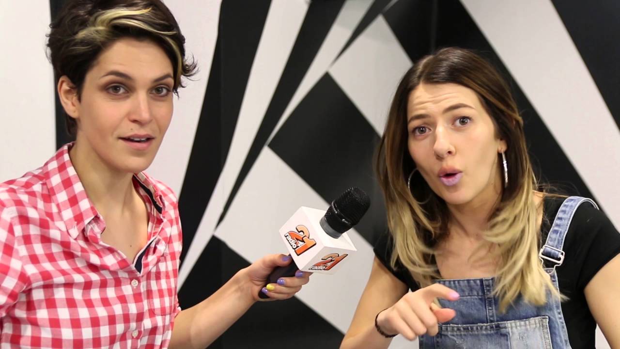 Ce are Lidia Buble in geanta? - FUN @ Radio 21