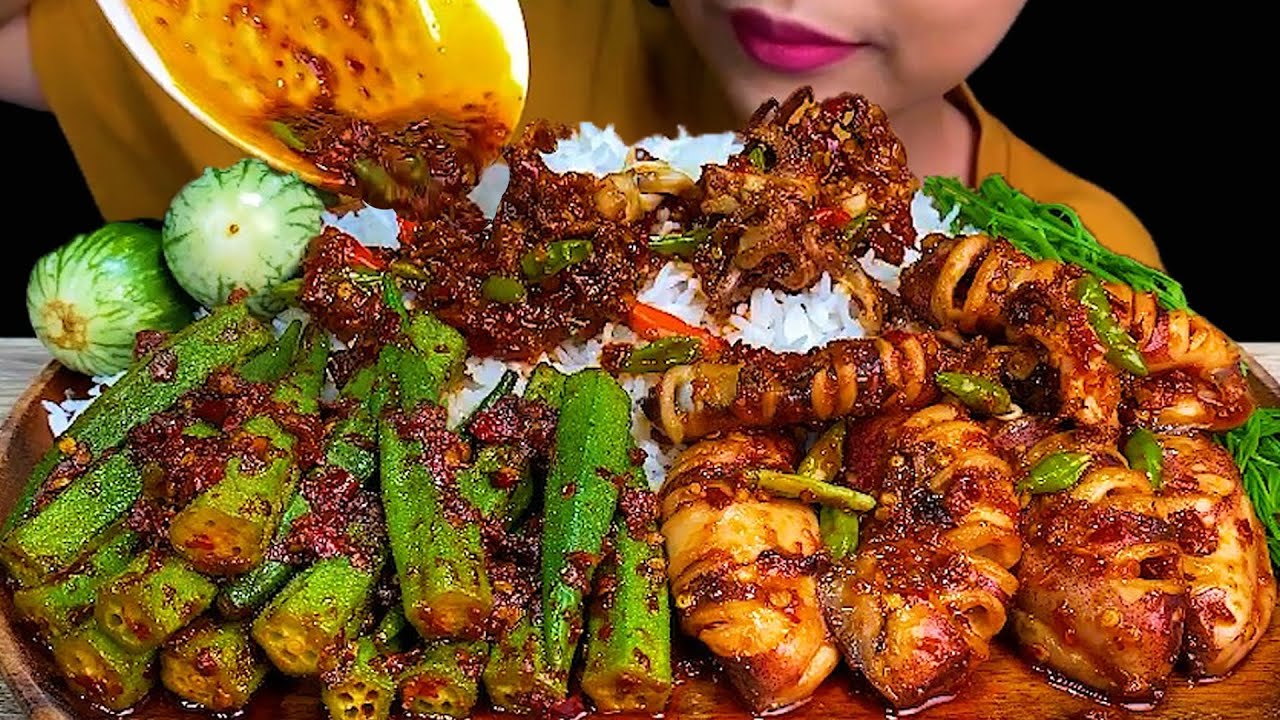 MUKBANG EATING SEAFOOD||SPICY SQUID CURRY & SPICY LADY FINGER CURRY * MUKBANG SOUNDS *