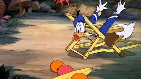 Donald Duck - Donald Fait du Camping (1940)