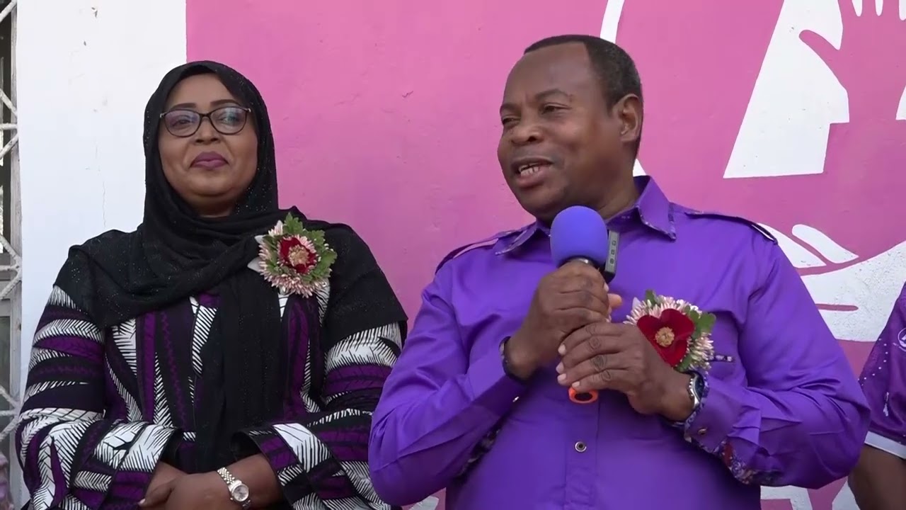 ACT Wazalendo jimbo la Malindi wamkabidhi Mhe Othman fedha ya Fomu ya kugombea Urais wa Zanzibar 