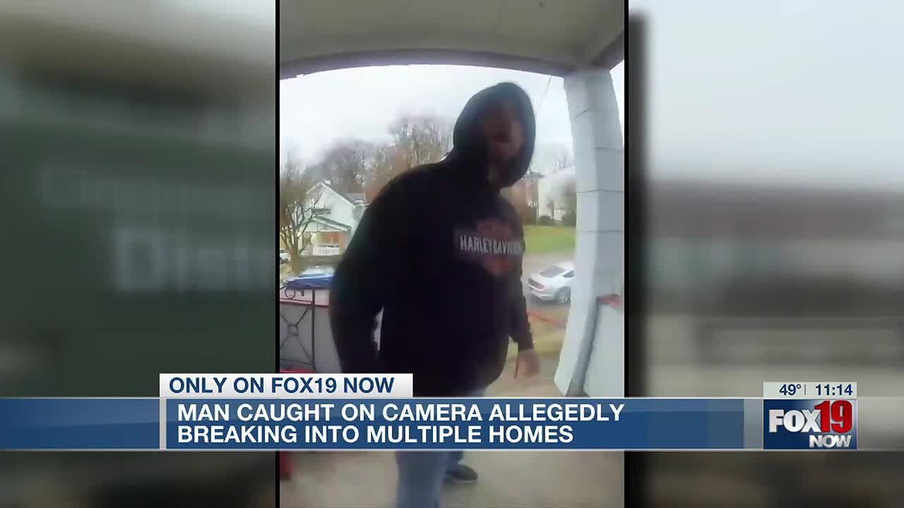 Residents describe encounters with man trying to break into homes - YouTube