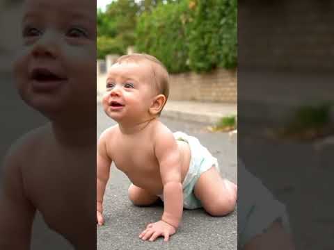 البيبي في طريقه لعمه لنقاش عميق Baby Babytalk Babytalking Funnybaby Honesty Cutebaby