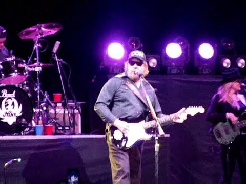 Hank Williams Jr. - ''O.D.'d in Denver''
