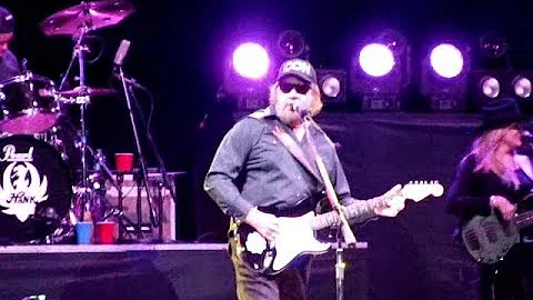 Hank Williams Jr. - ''O.D.'d in Denver''