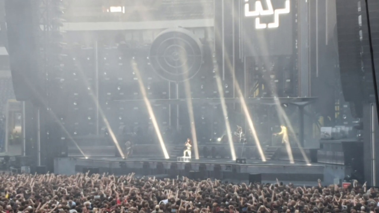 Rammstein Live 2019 Frankfurt Waldstadion - Mein Herz Brennt - YouTube