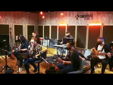 Di Malaysia Membawakan Lagu Legendaris Issabela Bersama Amy Search #shorts