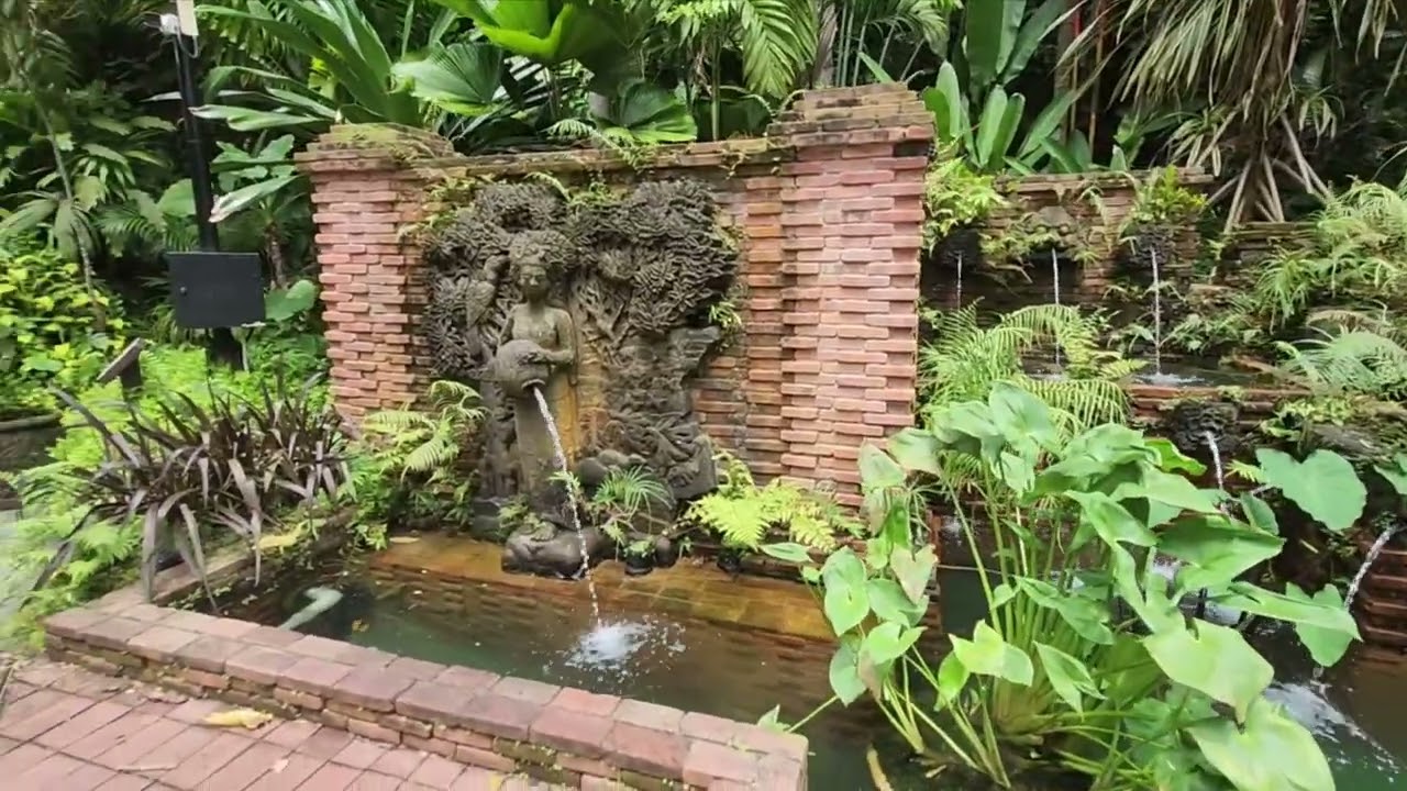 Fort Canning Park - including a disgusting influencer tourist trap. 