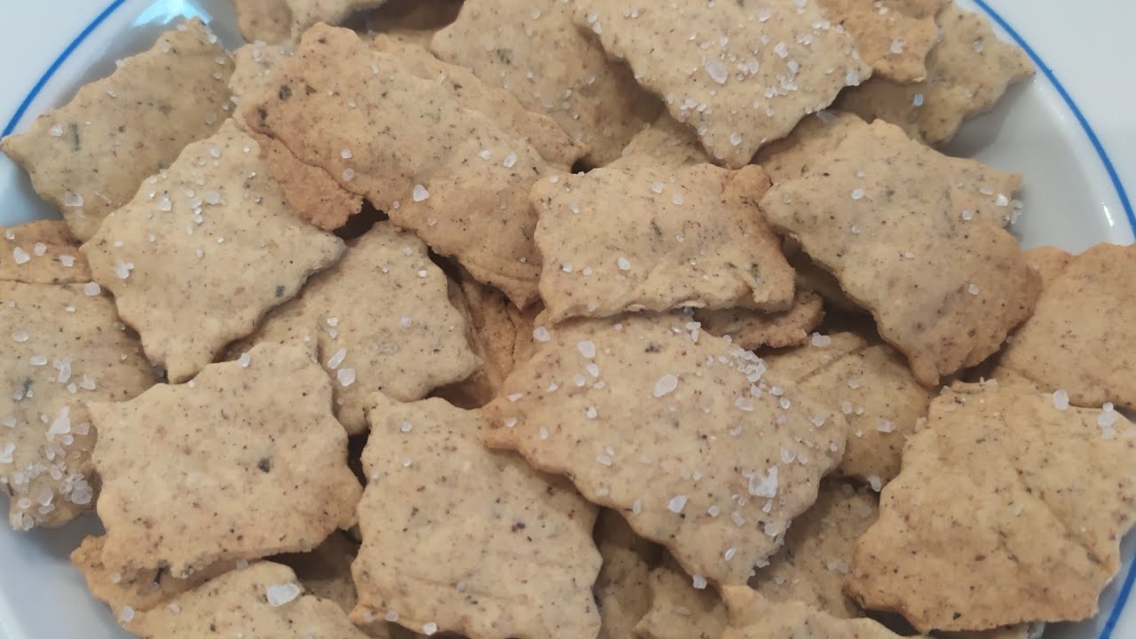 CRACKERS SENZA GLUTINE- VEGANI con farina di ceci e farina di grano ...