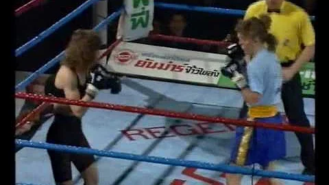 BRITISH THAI BOXING CLASSICS 1 LISA HOWARTH V KATH...