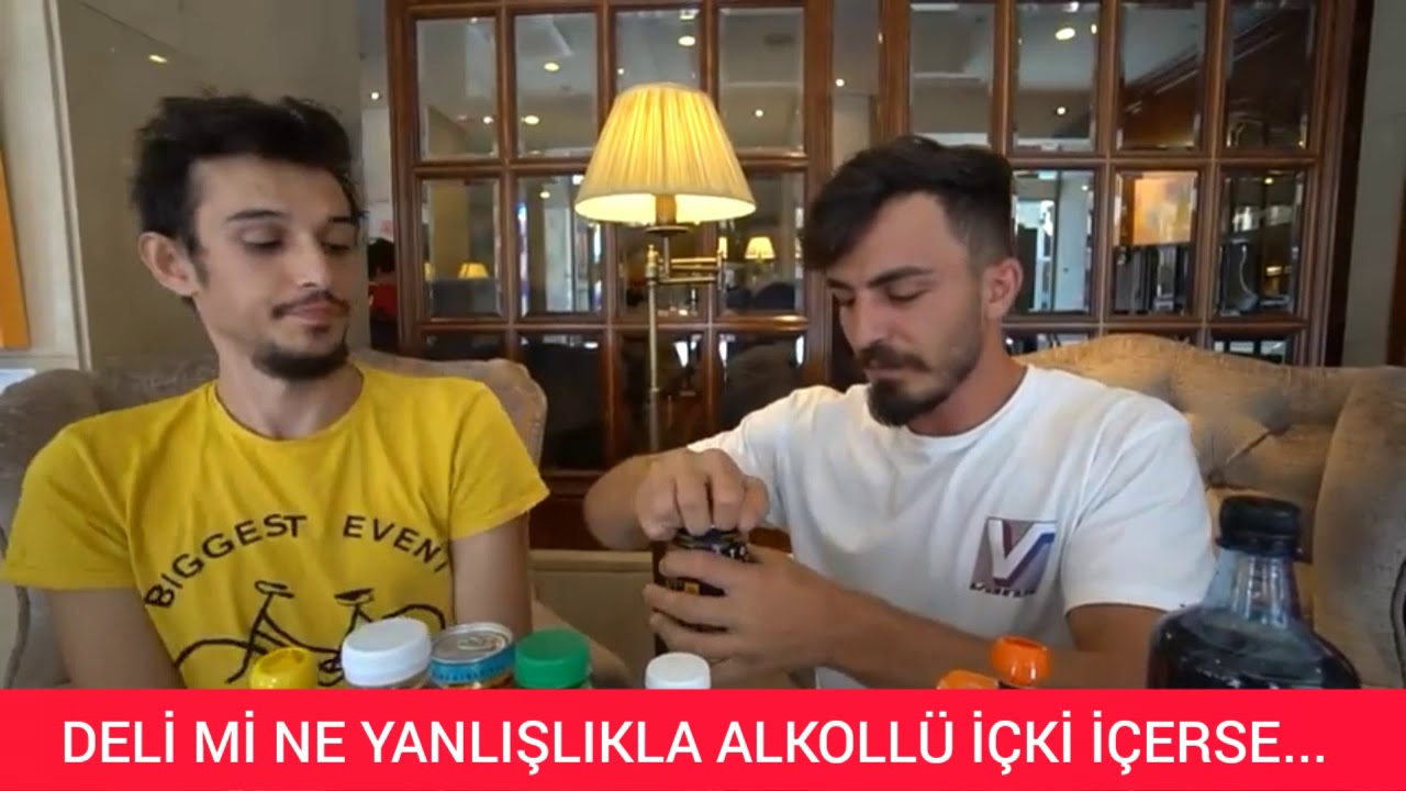 Deli Mi Ne yanlşlıkla alkollü içki içiyor... YouTube