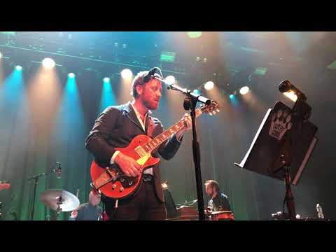 Dan Auerbach and The Easy Eye Sound Revue - Undertow